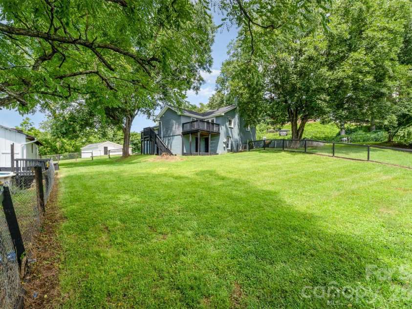 1164 Bradford Mountain Road, Lenoir, NC 28645.  MLS# CAR4369026, YatesRealty ID 23958. 