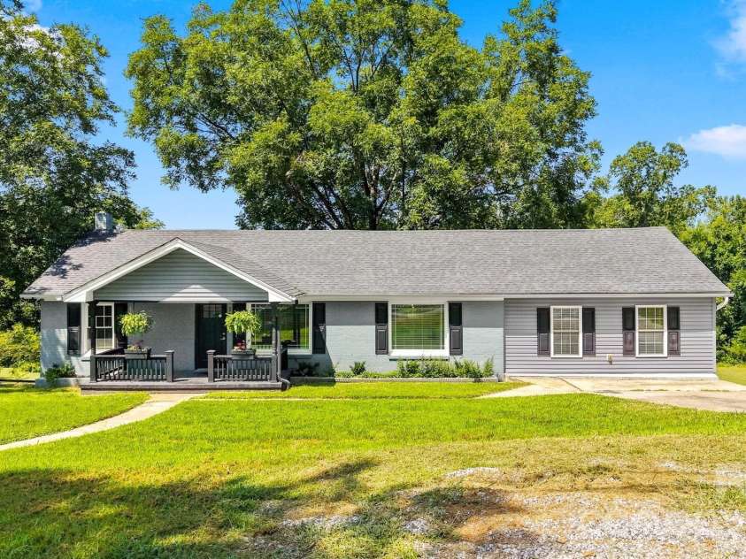 1164 Bradford Mountain Road, Lenoir, NC 28645.  MLS# CAR4413786, YatesRealty ID 23958. 