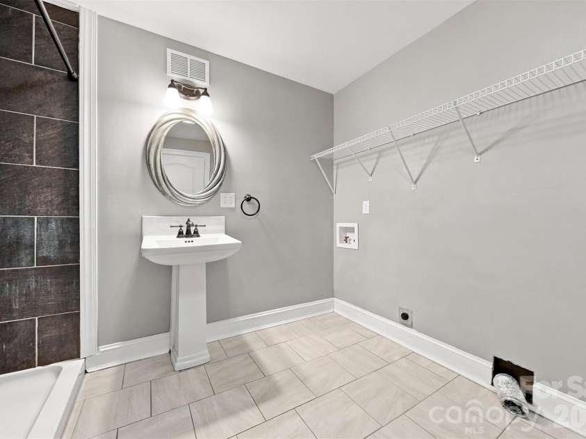 1164 Bradford Mountain Road, Lenoir, NC 28645.  MLS# CAR4413786, YatesRealty ID 23958. 