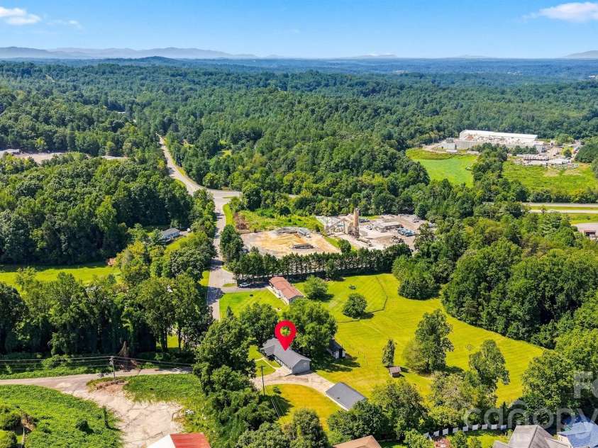 1164 Bradford Mountain Road, Lenoir, NC 28645.  MLS# CAR4413786, YatesRealty ID 23958. 