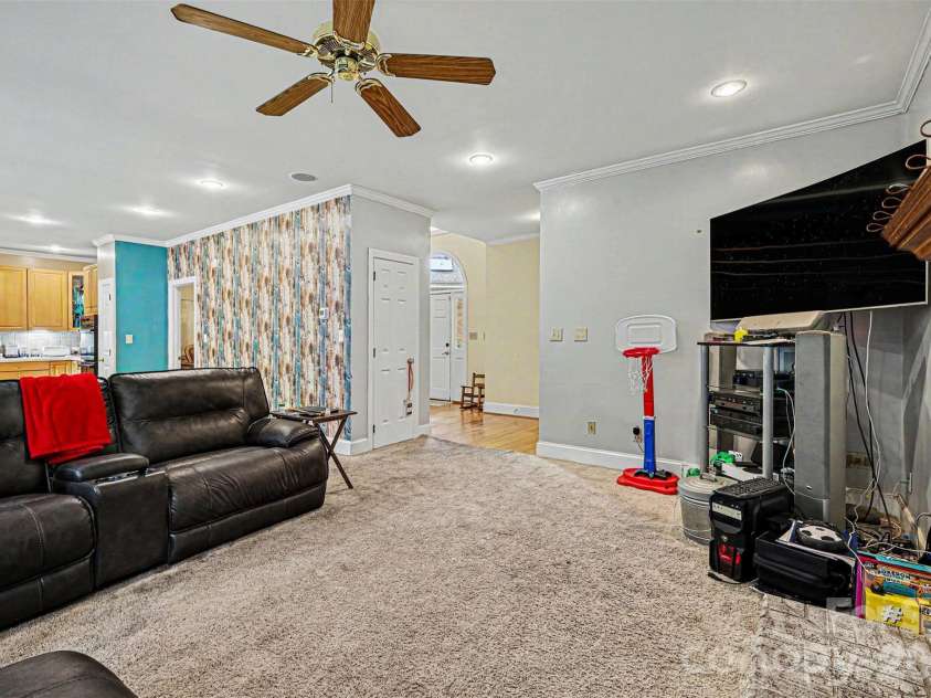 648 Landsdown Court, Fort Mill, SC 29708.  MLS# CAR4372493, YatesRealty ID 23959. 
