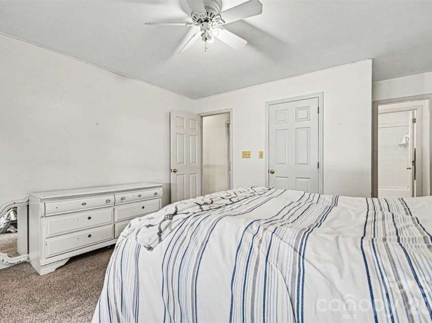 648 Landsdown Court, Fort Mill, SC 29708.  MLS# CAR4372493, YatesRealty ID 23959. 
