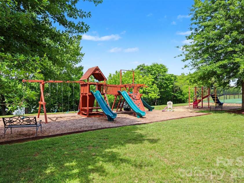 648 Landsdown Court, Fort Mill, SC 29708.  MLS# CAR4372493, YatesRealty ID 23959. 