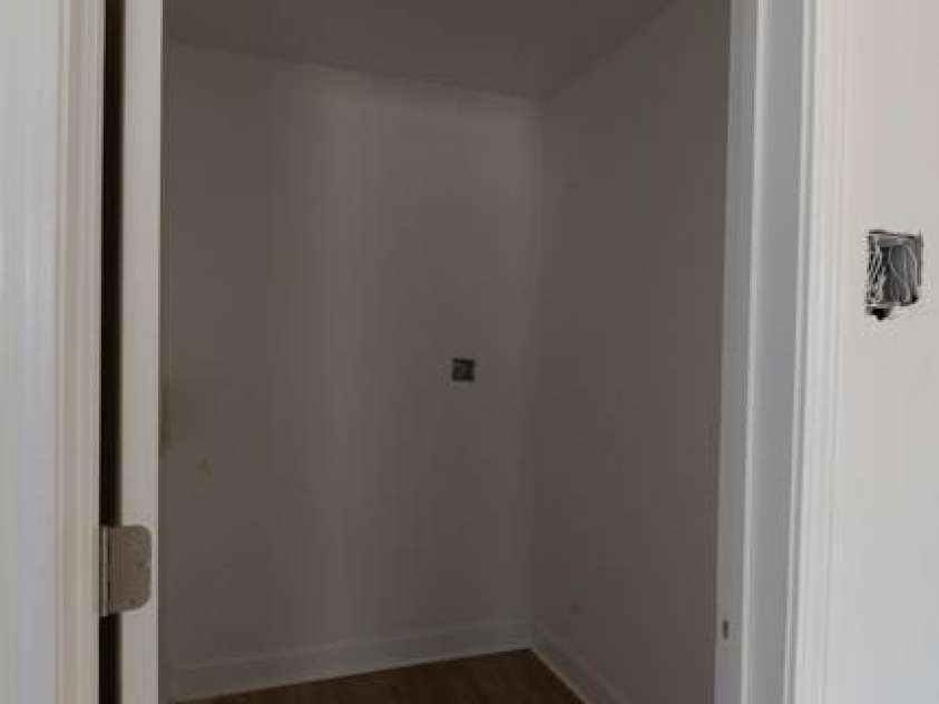 637 Front Street, Statesville, NC 28677.  MLS# CAR4203558, YatesRealty ID 2396. 