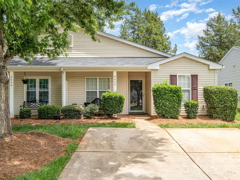 5402 Harris Cove Drive, Charlotte, NC 28269.  MLS# CAR4258318, YatesRealty ID 23960. 