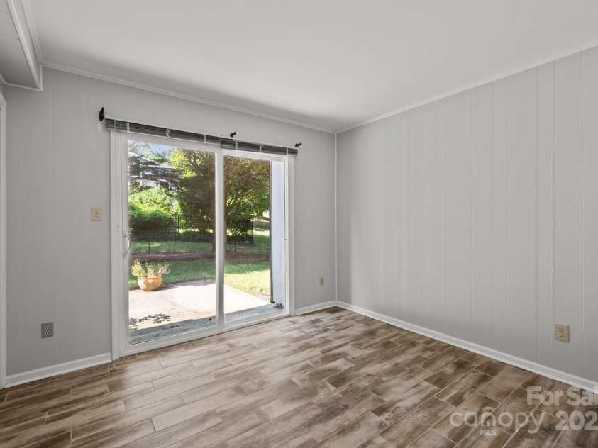 4208 Burning Tree Drive, Charlotte, NC 28277.  MLS# CAR4275268, YatesRealty ID 23961. 