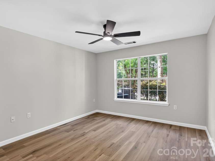 50 Pebble Beach Cove, Bluffton, SC 29910.  MLS# CAR4373983, YatesRealty ID 23961. 