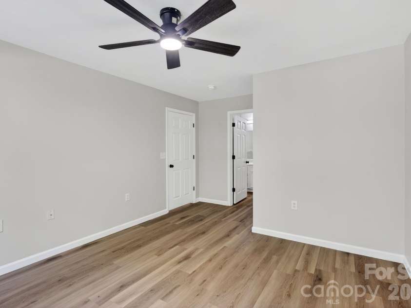 50 Pebble Beach Cove, Bluffton, SC 29910.  MLS# CAR4373983, YatesRealty ID 23961. 