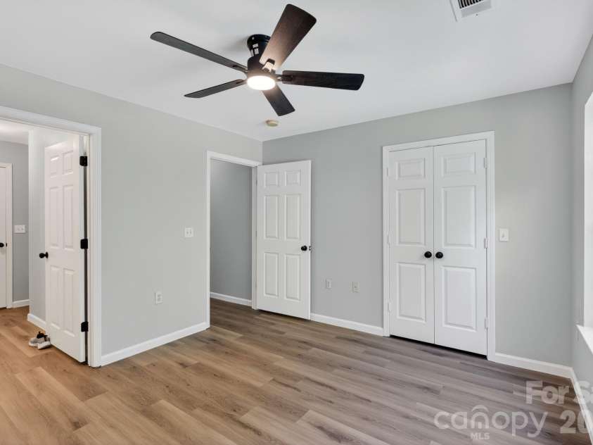 50 Pebble Beach Cove, Bluffton, SC 29910.  MLS# CAR4373983, YatesRealty ID 23961. 