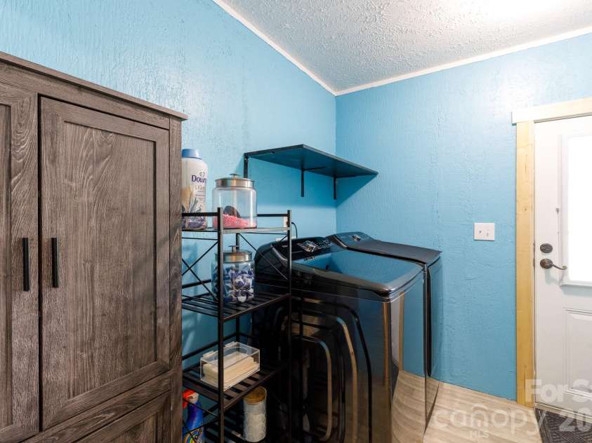 1283 Countryside Drive, Blackstock, SC 29014.  MLS# CAR4383745, YatesRealty ID 23962. 