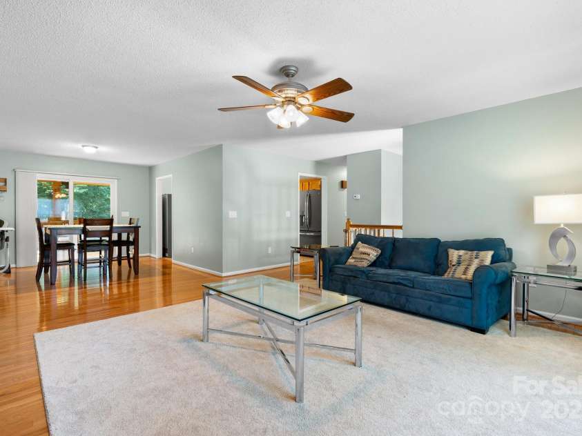 13 Fox Ridge Drive, Granite Falls, NC 28630.  MLS# CAR4276822, YatesRealty ID 23962. 