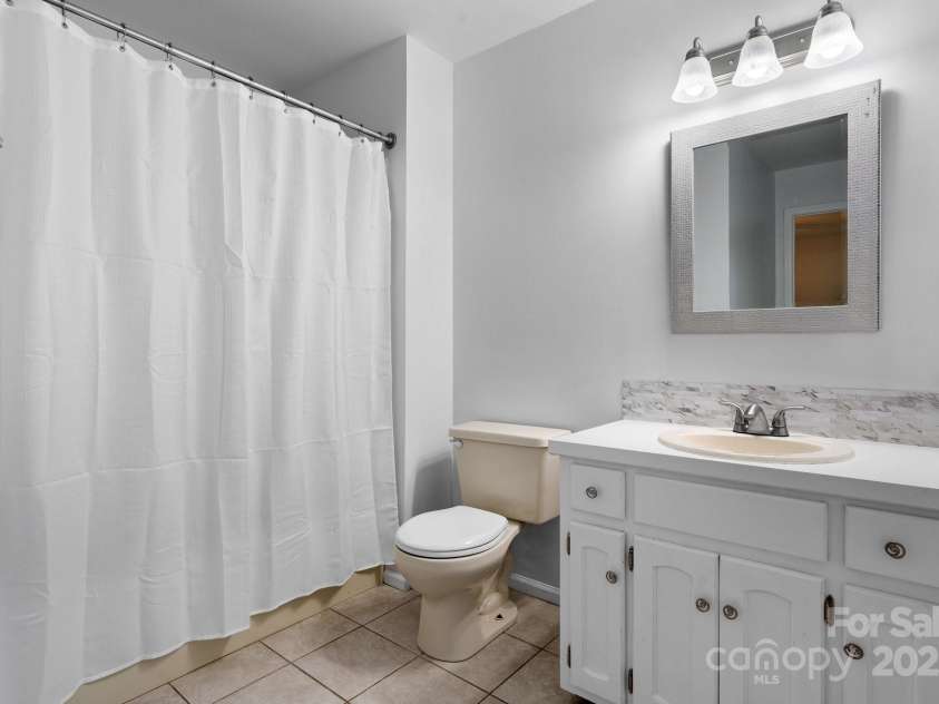 13 Fox Ridge Drive, Granite Falls, NC 28630.  MLS# CAR4276822, YatesRealty ID 23962. 