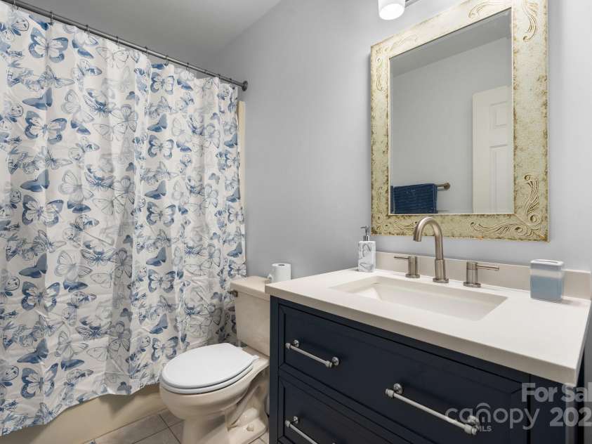 13 Fox Ridge Drive, Granite Falls, NC 28630.  MLS# CAR4276822, YatesRealty ID 23962. 