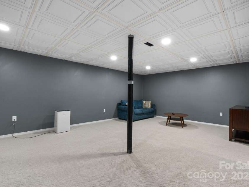 13 Fox Ridge Drive, Granite Falls, NC 28630.  MLS# CAR4276822, YatesRealty ID 23962. 