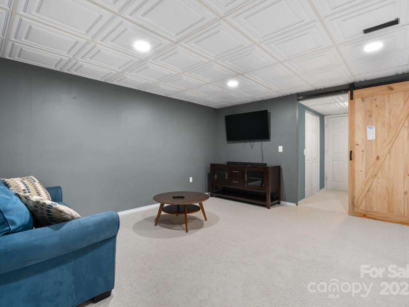 13 Fox Ridge Drive, Granite Falls, NC 28630.  MLS# CAR4276822, YatesRealty ID 23962. 