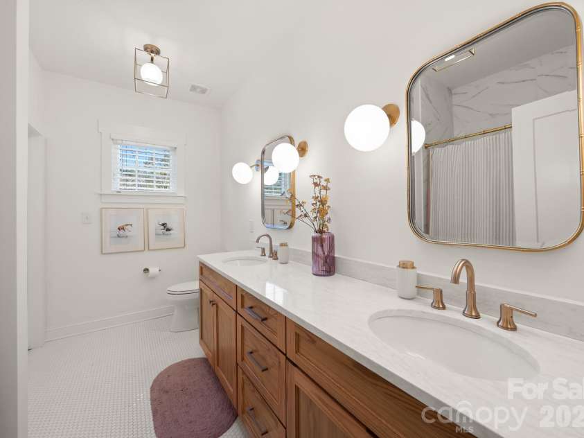 3107 James Plantation Drive, Denver, NC 28037.  MLS# CAR4336244, YatesRealty ID 23963. 