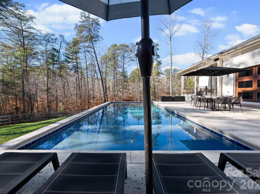 3107 James Plantation Drive, Denver, NC 28037.  MLS# CAR4336244, YatesRealty ID 23963. 