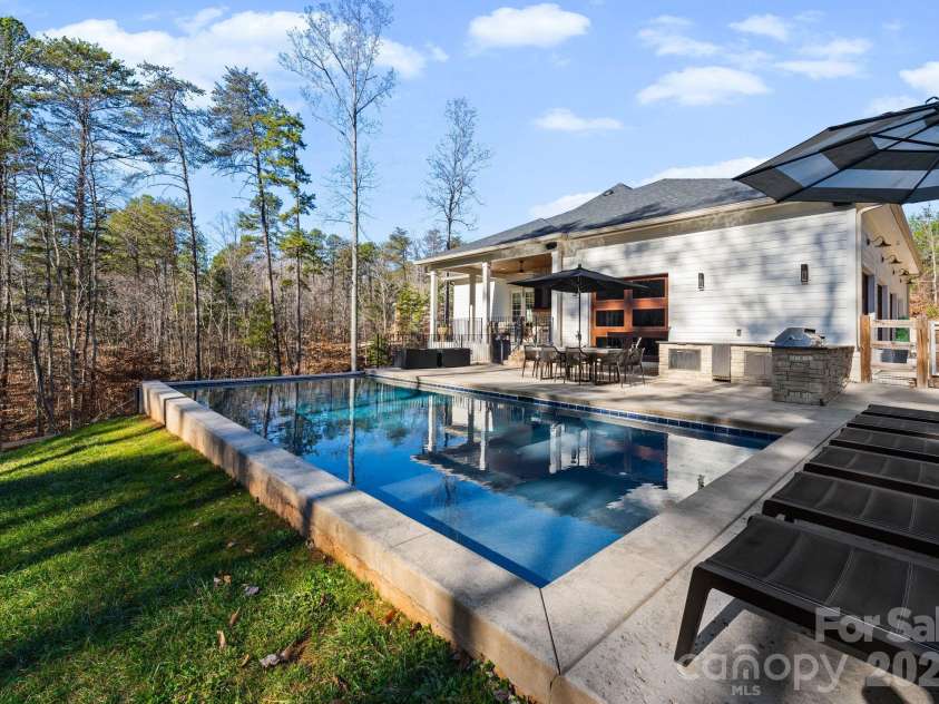 3107 James Plantation Drive, Denver, NC 28037.  MLS# CAR4336244, YatesRealty ID 23963. 