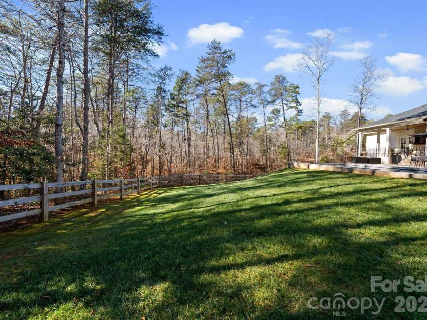 3107 James Plantation Drive, Denver, NC 28037.  MLS# CAR4336244, YatesRealty ID 23963. 