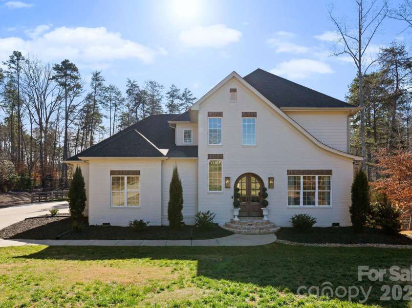3107 James Plantation Drive, Denver, NC 28037.  MLS# CAR4336244, YatesRealty ID 23963. 