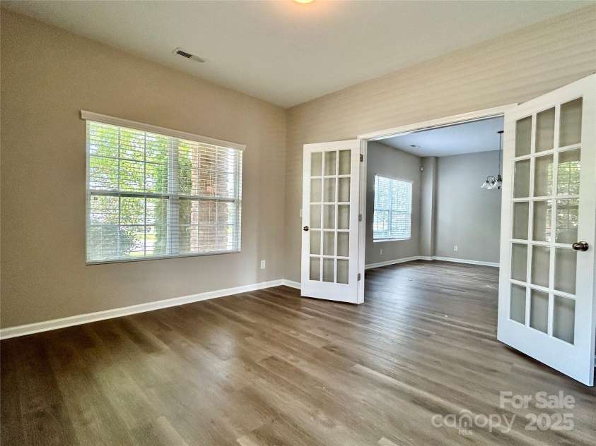 15105 Cavanshire Trail, Charlotte, NC 28278.  MLS# CAR4266689, YatesRealty ID 23964. 