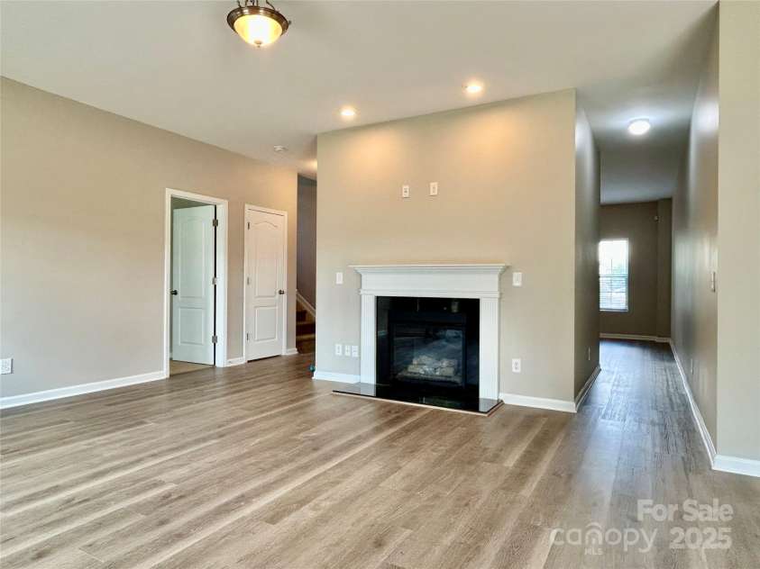 15105 Cavanshire Trail, Charlotte, NC 28278.  MLS# CAR4266689, YatesRealty ID 23964. 