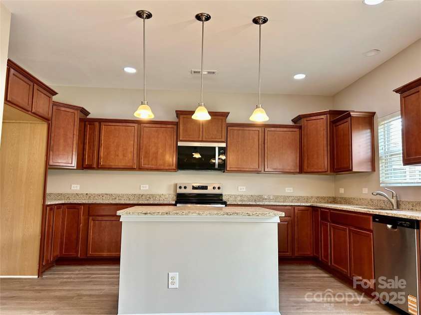 15105 Cavanshire Trail, Charlotte, NC 28278.  MLS# CAR4266689, YatesRealty ID 23964. 