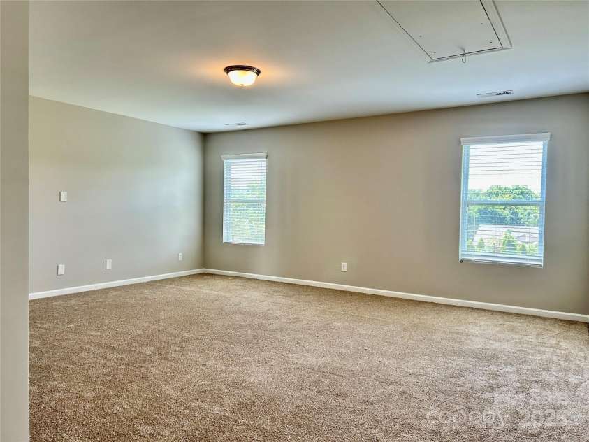 15105 Cavanshire Trail, Charlotte, NC 28278.  MLS# CAR4266689, YatesRealty ID 23964. 