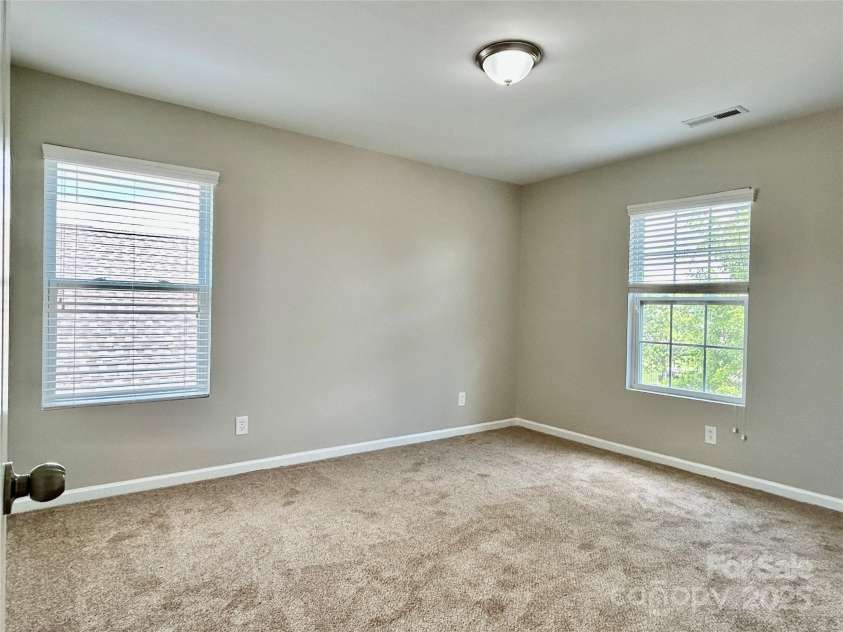 15105 Cavanshire Trail, Charlotte, NC 28278.  MLS# CAR4266689, YatesRealty ID 23964. 