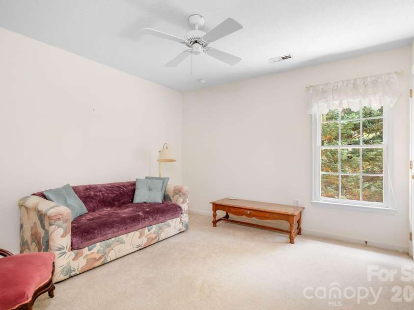 19914 Scanmar Lane, Cornelius, NC 28031.  MLS# CAR4373850, YatesRealty ID 23967. Guest Bedroom 3