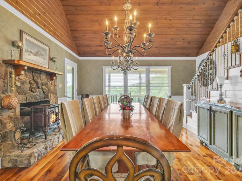 323 Rumpoles Way, Piney Creek, NC 28663.  MLS# CAR4270097, YatesRealty ID 23967. 
