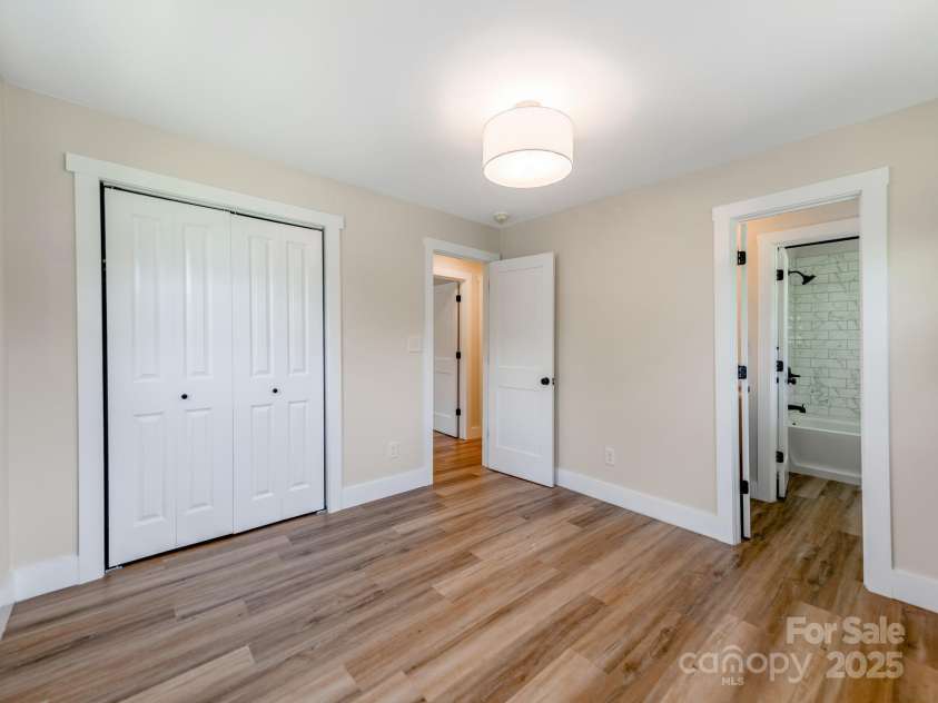 1606 Rhyne Street, Gastonia, NC 28054.  MLS# CAR4275229, YatesRealty ID 23969. 