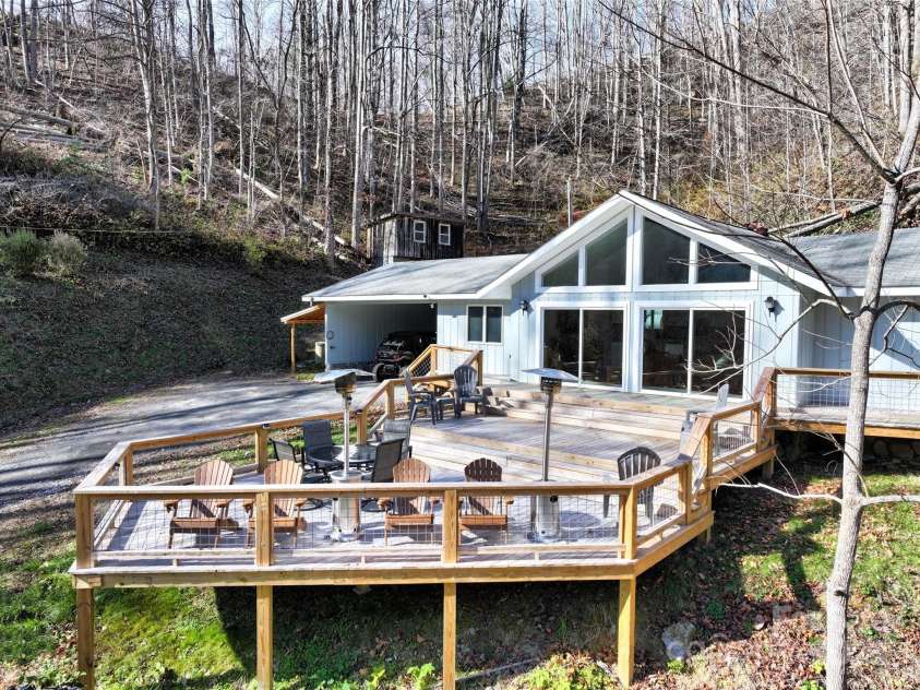 2201 Pigeon Roost Road, Green Mountain, NC 28740.  MLS# CAR4238132, YatesRealty ID 2397. 