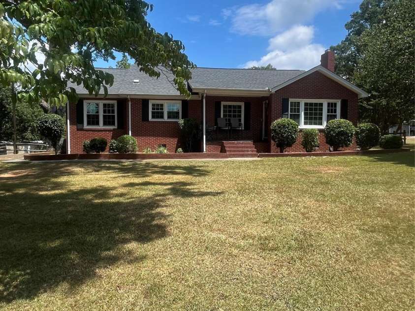 569 Great Falls Highway, Chester, SC 29706.  MLS# CAR4289287, YatesRealty ID 2397. 