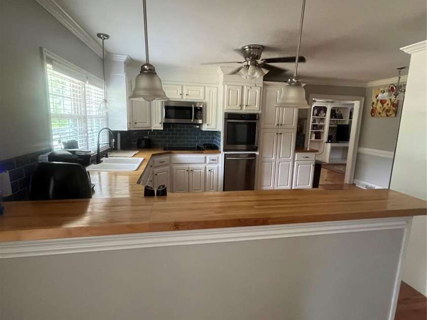 569 Great Falls Highway, Chester, SC 29706.  MLS# CAR4289287, YatesRealty ID 2397. 
