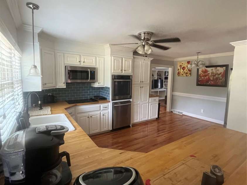 569 Great Falls Highway, Chester, SC 29706.  MLS# CAR4289287, YatesRealty ID 2397. 