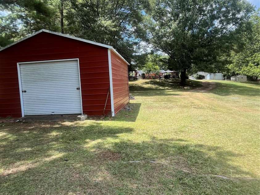 569 Great Falls Highway, Chester, SC 29706.  MLS# CAR4289287, YatesRealty ID 2397. 