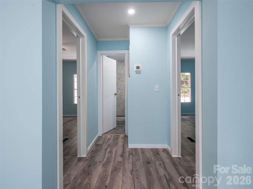101 Heather Drive, Asheville, NC 28806.  MLS# CAR4378282, YatesRealty ID 23971. 