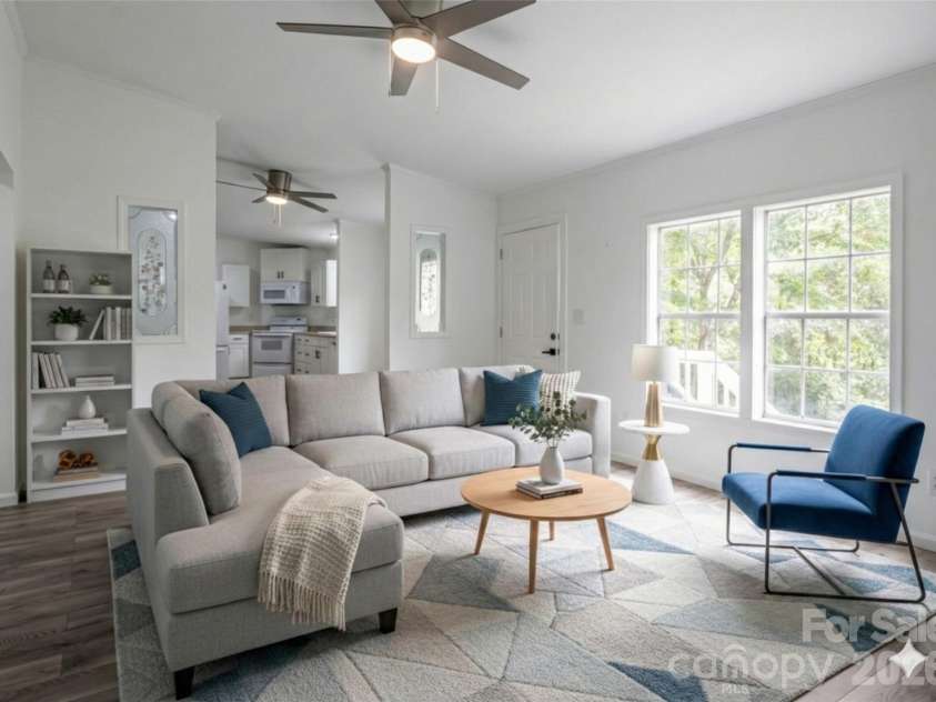 101 Heather Drive, Asheville, NC 28806.  MLS# CAR4378282, YatesRealty ID 23971. 
