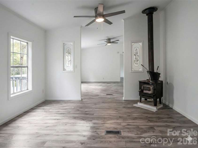 101 Heather Drive, Asheville, NC 28806.  MLS# CAR4378282, YatesRealty ID 23971. 