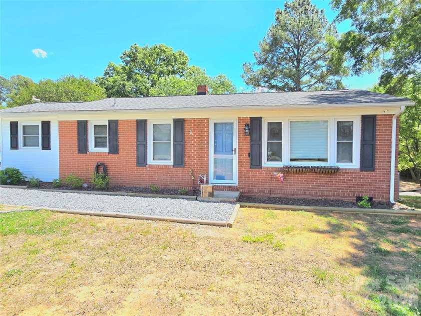 40582 Old Cottonville Road, Norwood, NC 28128.  MLS# CAR4375123, YatesRealty ID 23972. 