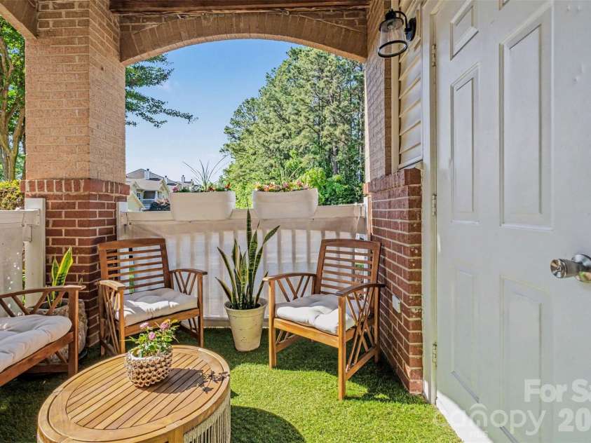 11945 Ridgeway Park Drive, Charlotte, NC 28277.  MLS# CAR4378177, YatesRealty ID 23973. Large storage closet
