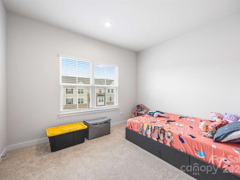 9921 Oaklawn Boulevard, Huntersville, NC 28078.  MLS# CAR4276486, YatesRealty ID 23973. 