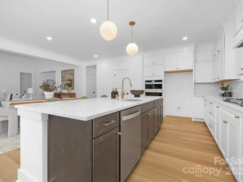 4032 Brandy Creek Court, Clover, SC 29710.  MLS# CAR4270108, YatesRealty ID 23974. 