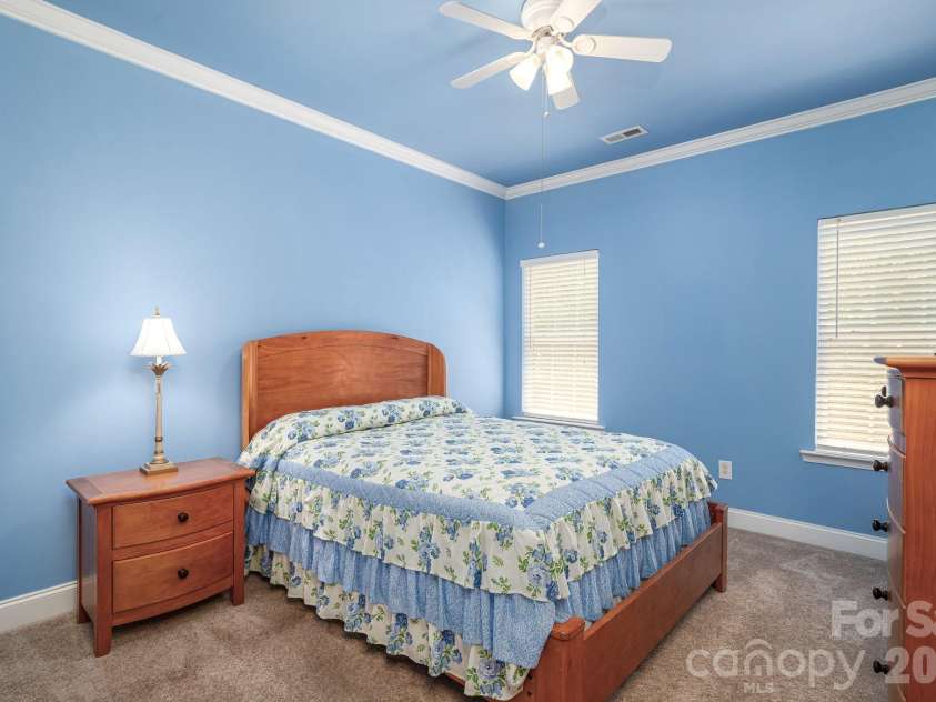 7212 Pinfeather Circle, Cramerton, NC 28032.  MLS# CAR4382915, YatesRealty ID 23975. 