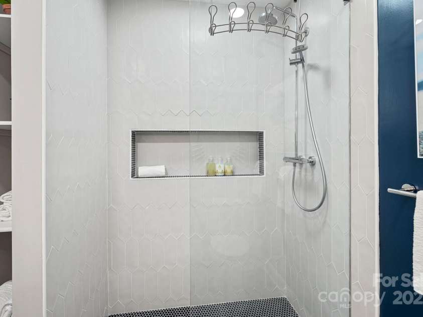 849 Kemp Road, Mooresville, NC 28117.  MLS# CAR4274065, YatesRealty ID 23975. 