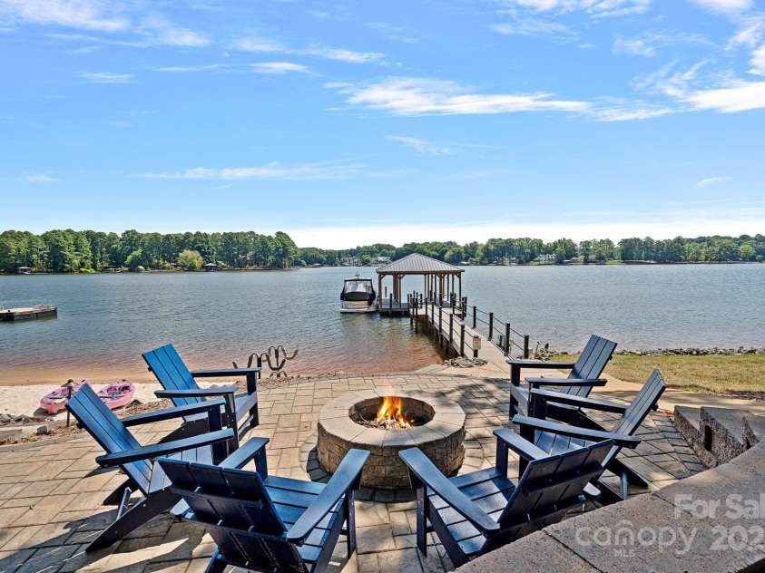 849 Kemp Road, Mooresville, NC 28117.  MLS# CAR4274065, YatesRealty ID 23975. 