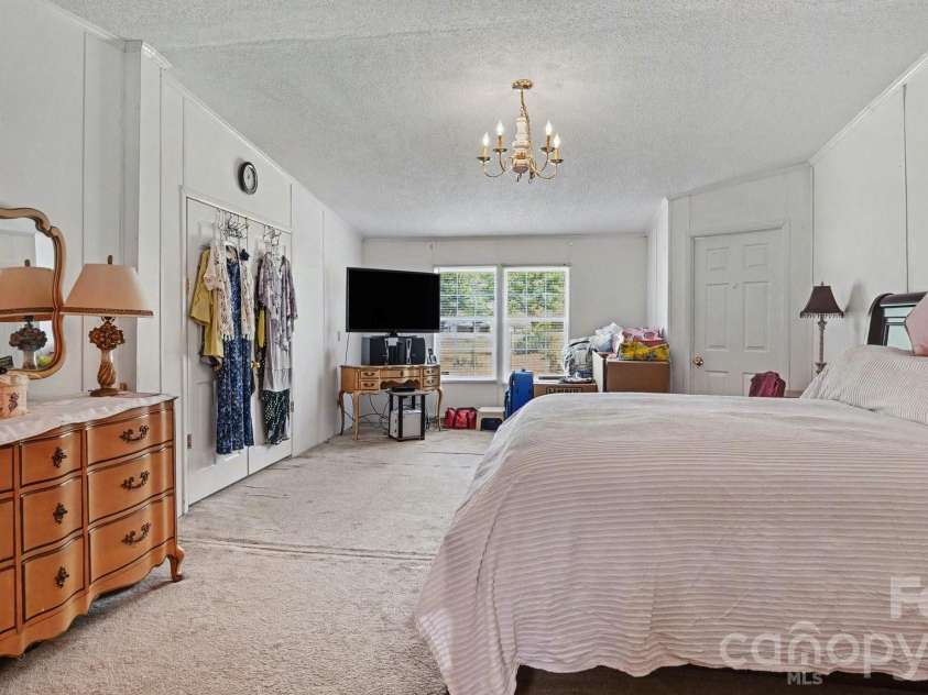 365 Brushy Drive, Lexington, NC 27295.  MLS# CAR4367745, YatesRealty ID 23976. PRIMARY BR