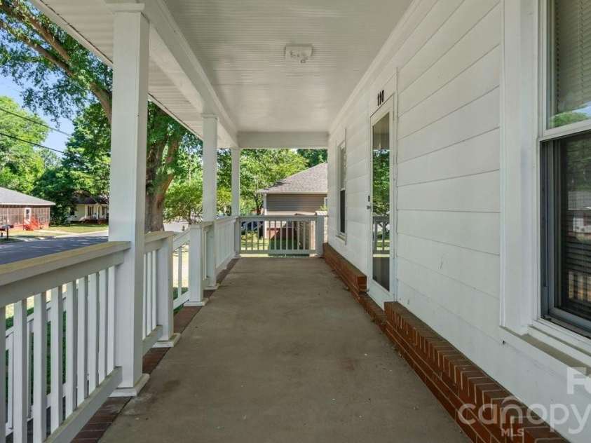 110 Globe Street, Mount Holly, NC 28120.  MLS# CAR4384088, YatesRealty ID 23977. 
