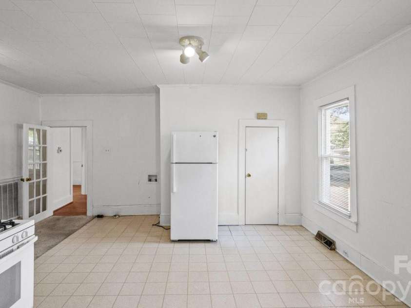 110 Globe Street, Mount Holly, NC 28120.  MLS# CAR4384088, YatesRealty ID 23977. 
